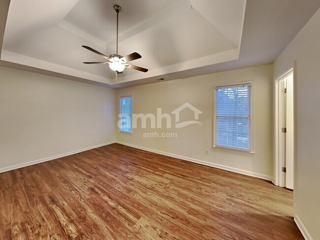 Building Photo - 3987 Fox Glen Dr