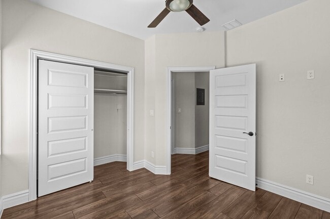 Building Photo - Fully Renovated 2BR / 1BA – Five Points | ...