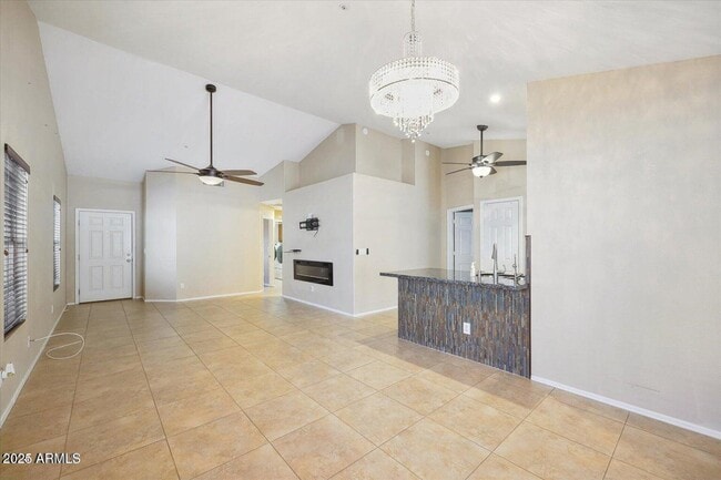 Building Photo - 11144 E Laurel Ln