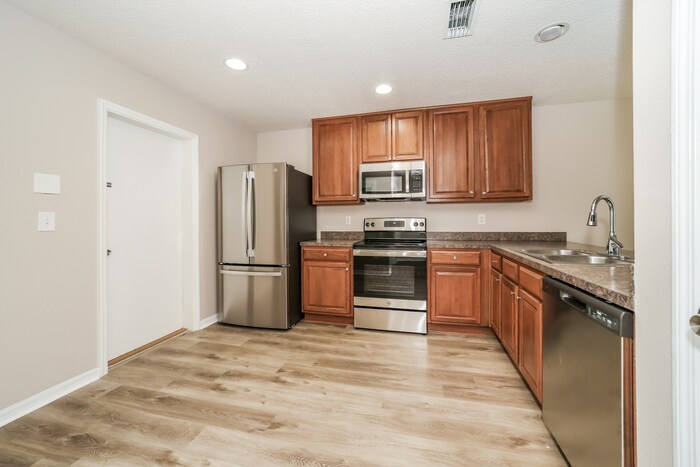 Building Photo - 507 Cabernet Pl