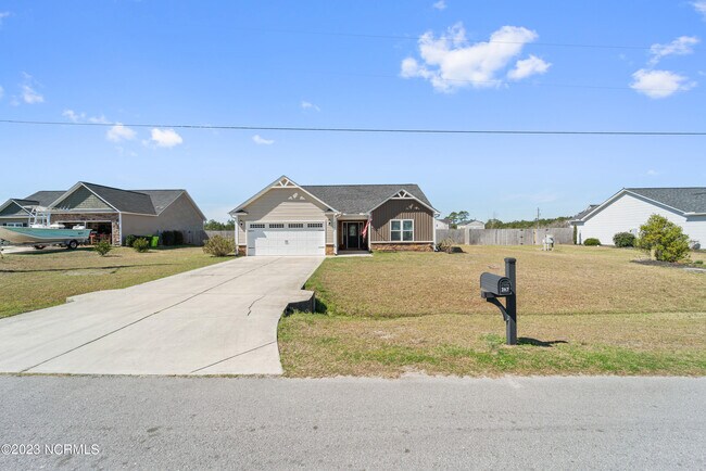 Building Photo - 202 Chestwood Dr