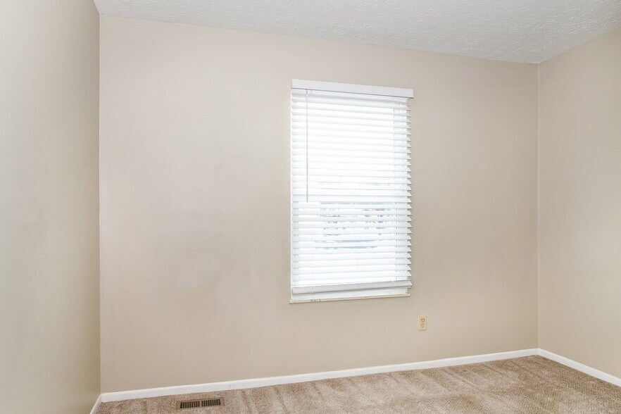 Building Photo - 3468 Whisper Creek Dr