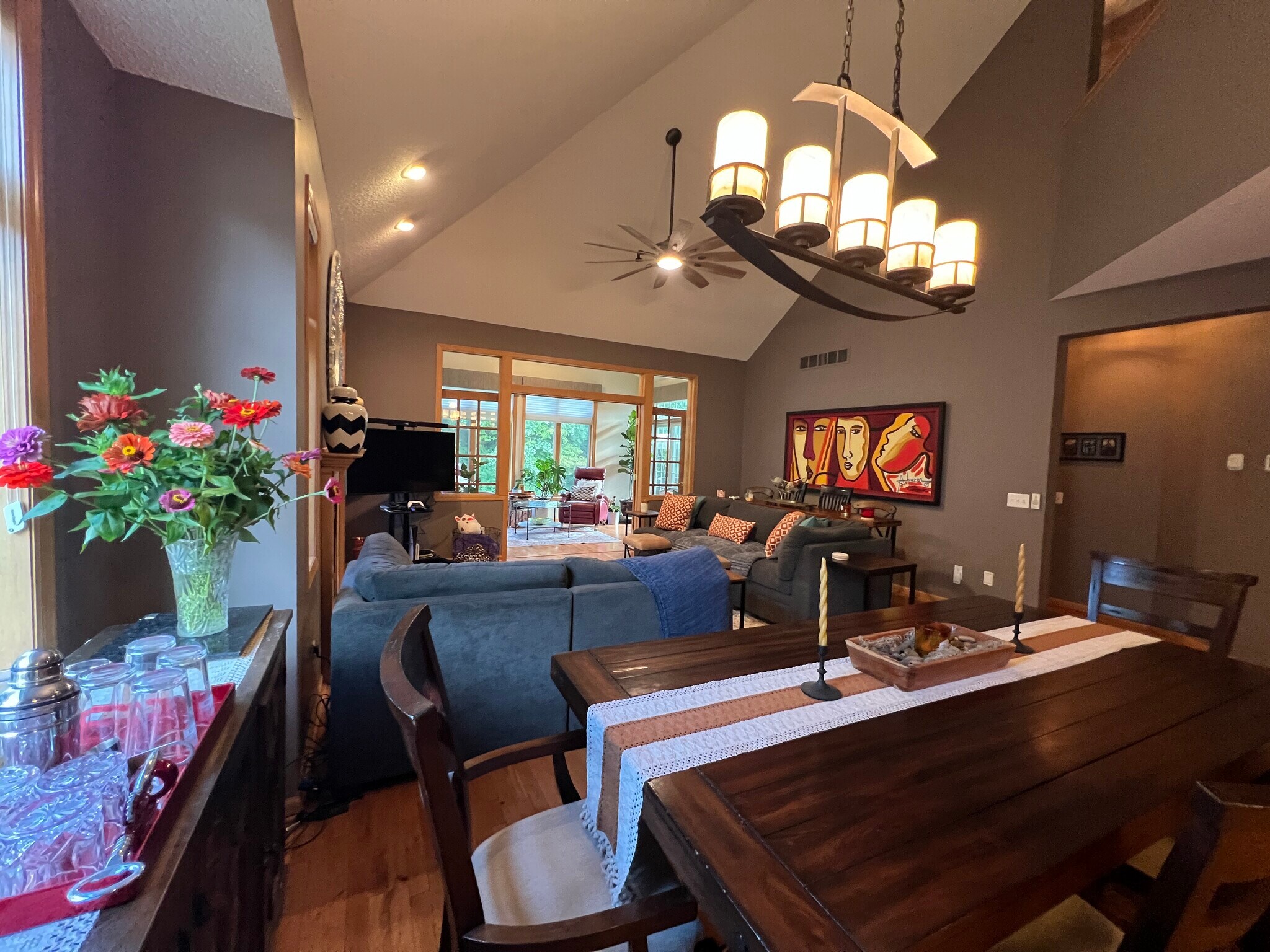 Building Photo - 13904 Shoreside Ct