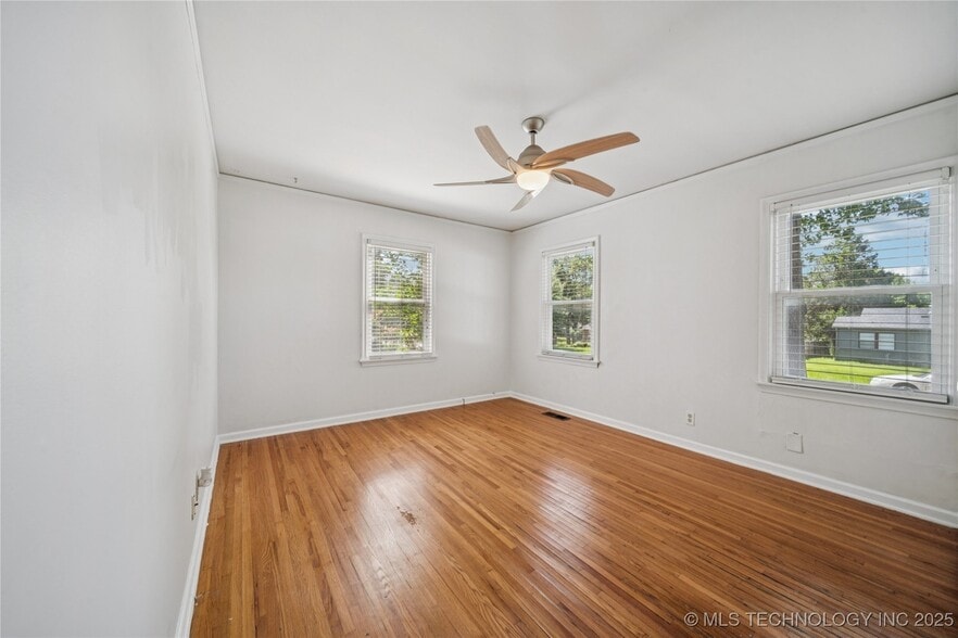bedroom 1 - 4903 E 25th St