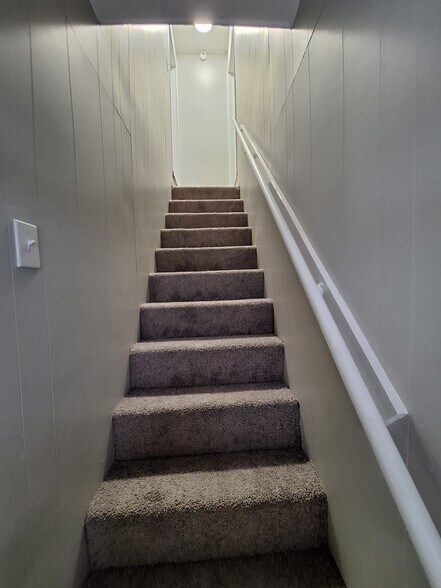 Building Photo - 1219 Walnut St