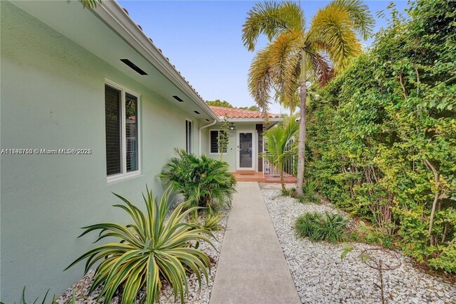 Primary Photo - 2745 SW 17th St