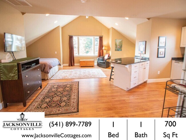 Building Photo - Craftsman Cottage: Furnished Jacksonville ...