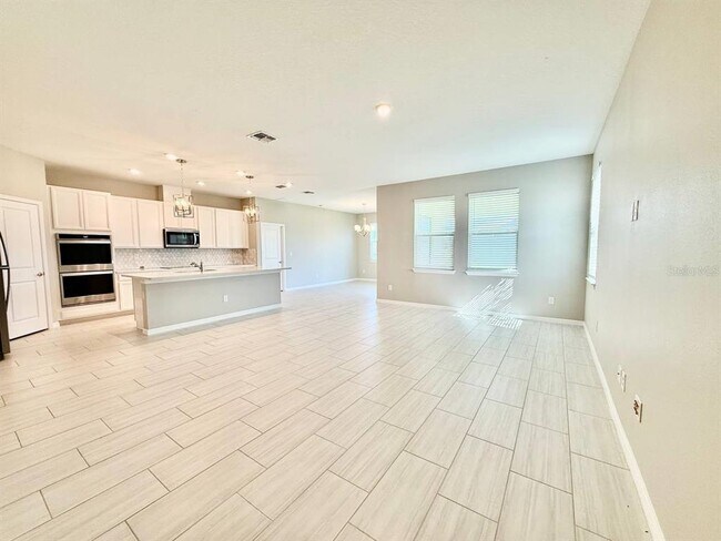 Building Photo - 34329 Evergreen Hill Ct