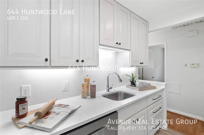 Building Photo - 644 Huntwood Ln