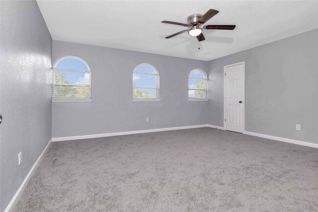 Building Photo - 12811 Golden Tee Ln