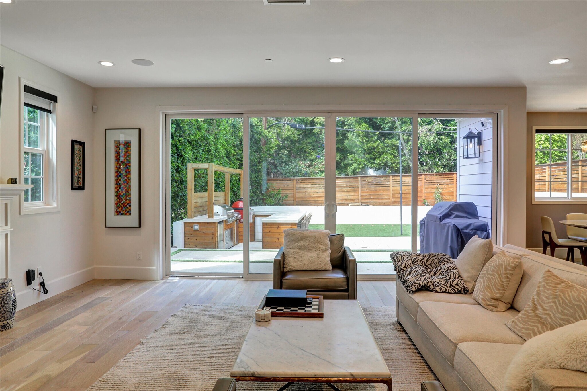 Building Photo - 10593 Kinnard Ave