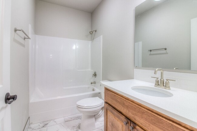 Building Photo - Gorgeous Home in West Valley