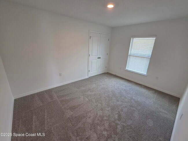 Building Photo - 482 Consolata Ave NW