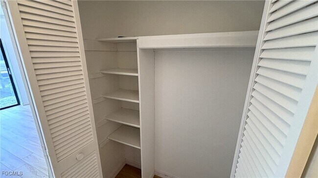 Building Photo - 804 Mohawk Pkwy