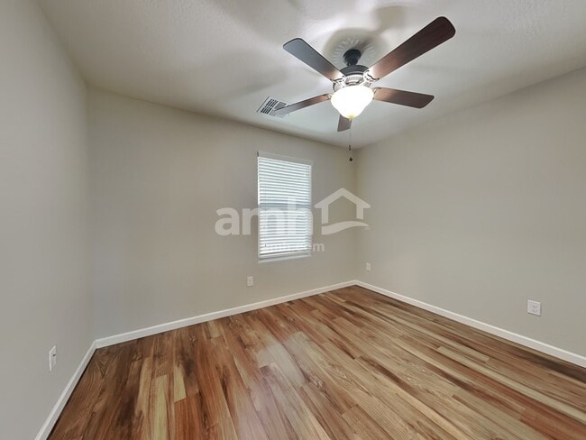 Building Photo - 20709 W Maiden Ln