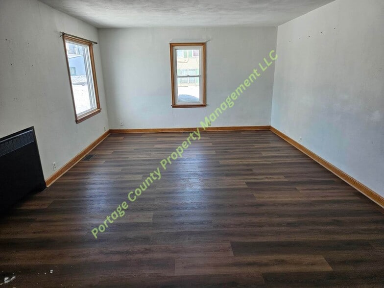 Building Photo - 200 S Pacific St