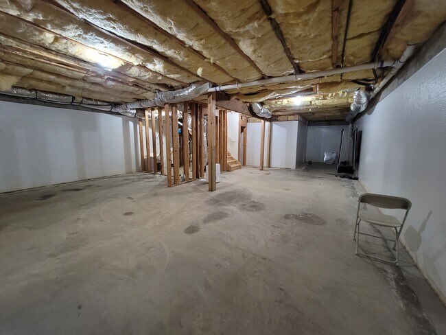Building Photo - 340 Ridgemill View