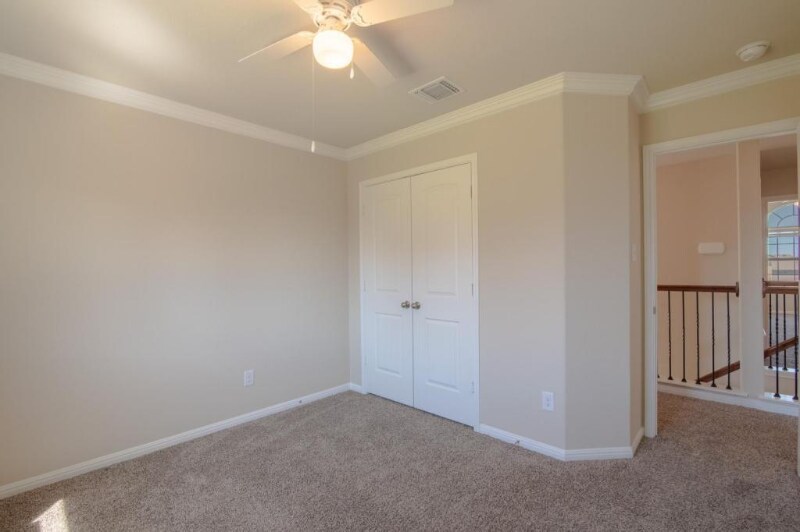 Building Photo - 9501 Raeburn Court