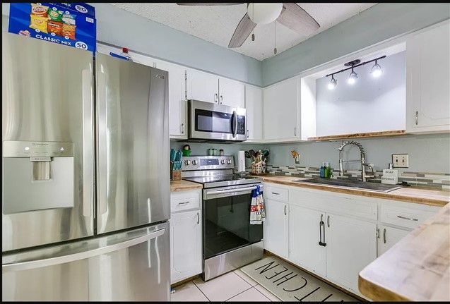 Building Photo - 3814 Butterfield Rd