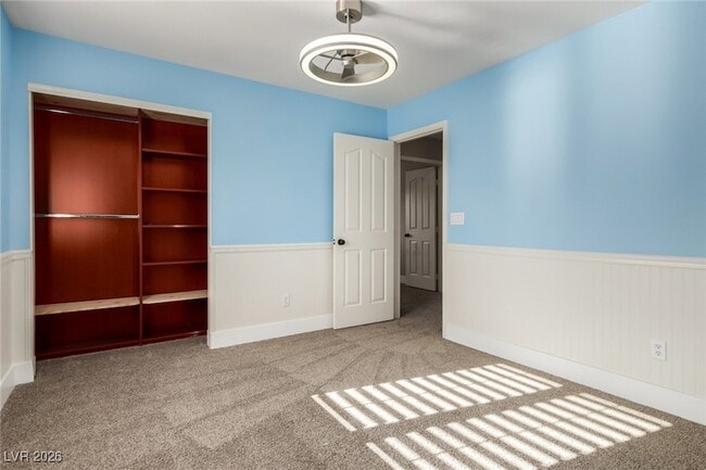 Building Photo - 264 Pointe Ranier Ave