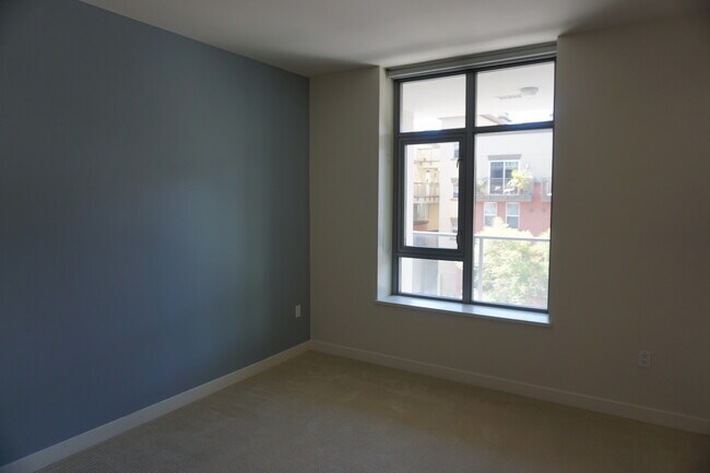 Building Photo - 1441 Ninth Ave