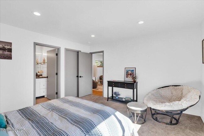 Building Photo - 1262 Hidden Woods Dr