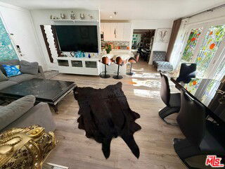 Building Photo - 843 4th St