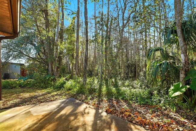 Building Photo - 1972 Bonneville Dr