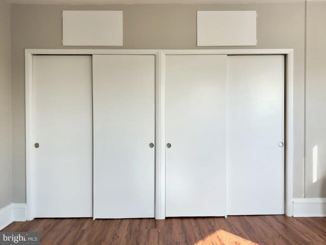 Building Photo - 14 3rd