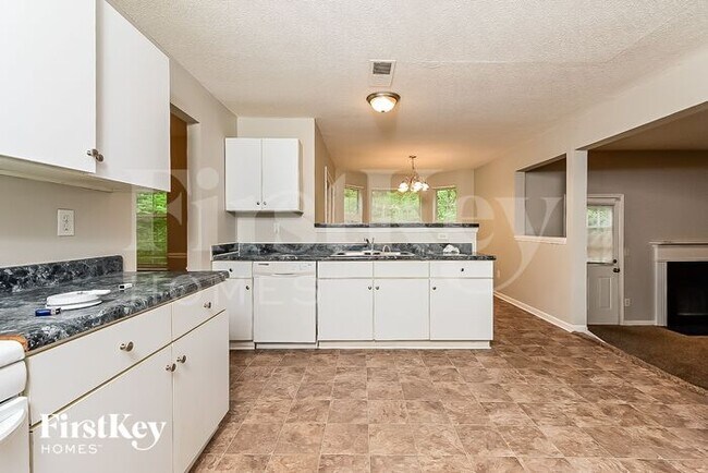 Building Photo - 3421 Waldrop Creek Trail