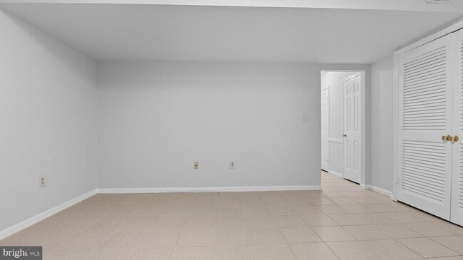 Building Photo - 15526 Owens Glen Terrace
