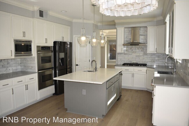 Building Photo - 5 br, 4.5 bath House - 5061 Ashley Woods D...