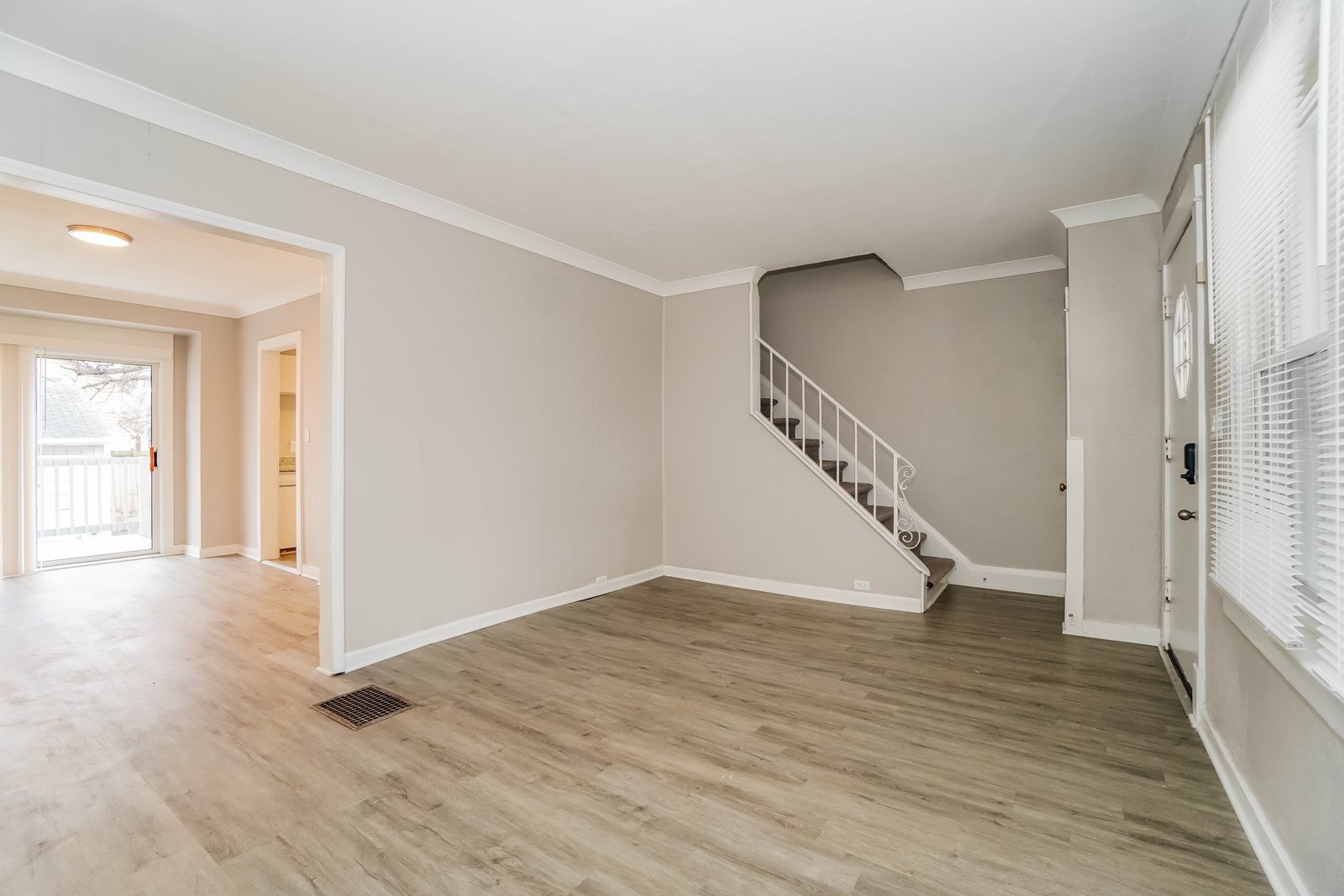 Building Photo - 3606 Leybourn Ave