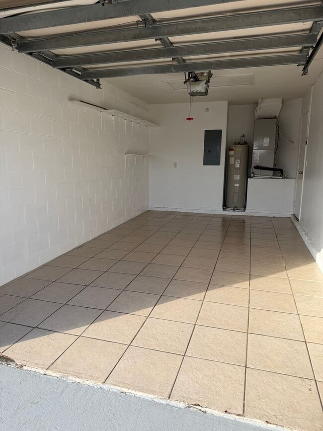 Building Photo - 3 Bed 2 Bath Home in BVL for Rent