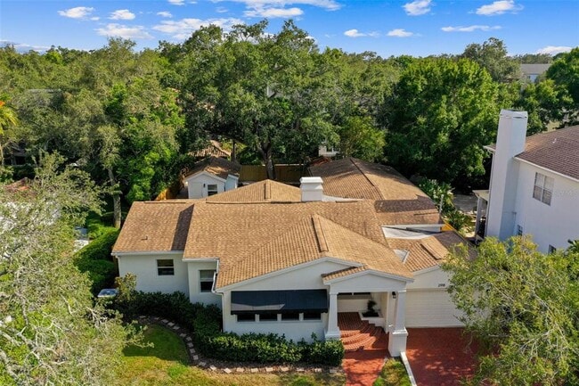 Building Photo - 2918 W Coachman Ave