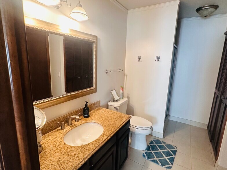 Bathroom for Master Bedroom - 5226 Cedarhurst Dr