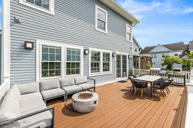 Building Photo - 619 Park Ave