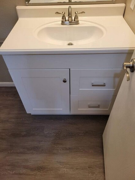 Building Photo - 505 N Main St