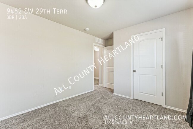 Building Photo - 9452 SW 29th Terrace