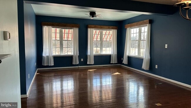 Building Photo - 148 Woodhaven Dr