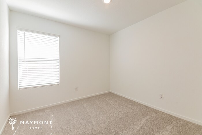 Building Photo - 2061 Belgian Dr