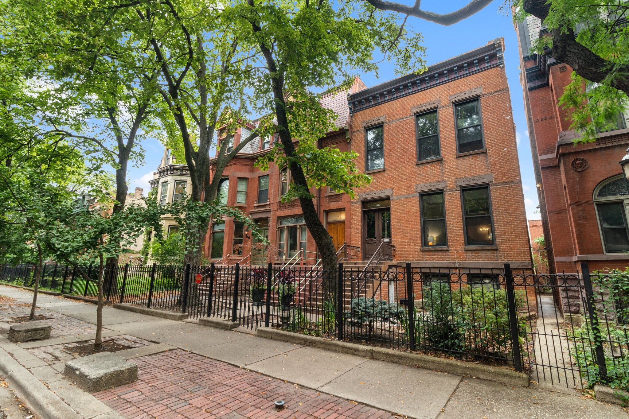 Building Photo - 1512 W Jackson Blvd