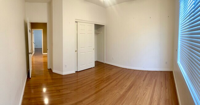Building Photo - 3924 San Esteban Ave