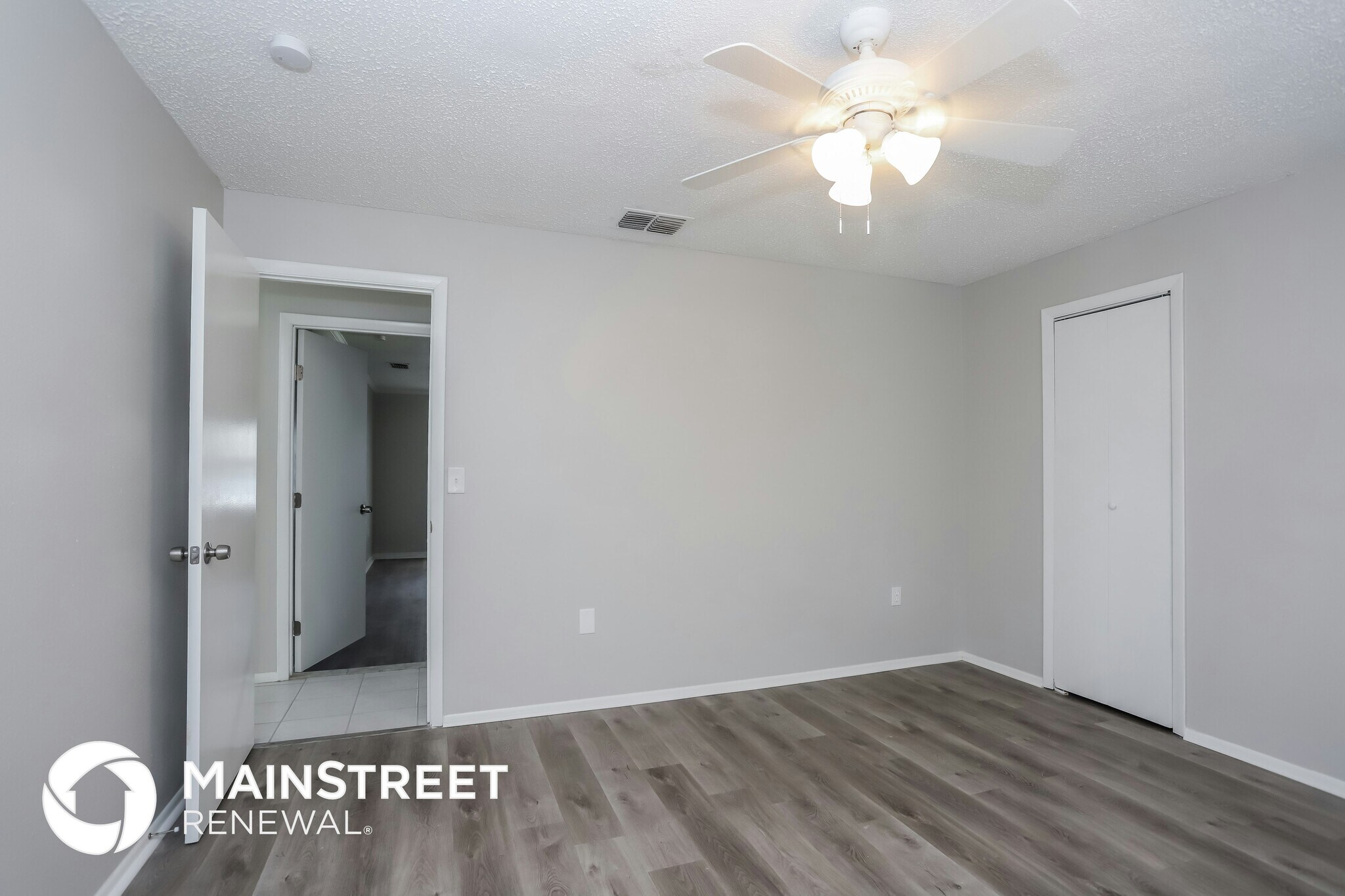 Building Photo - 834 Cinnamon Dr