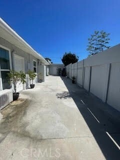 Building Photo - 4628 W Simmons Ave