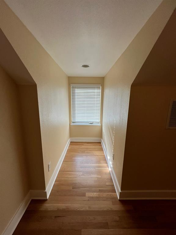 Building Photo - 1309 Olander St