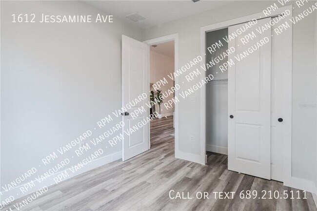 Building Photo - 1612 Jessamine Ave