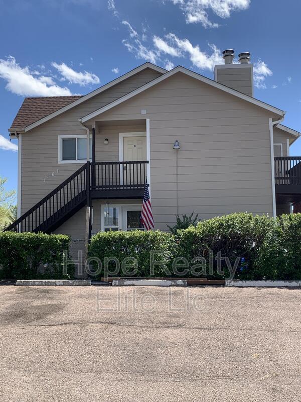 Building Photo - 1161 Mazatlan Cir