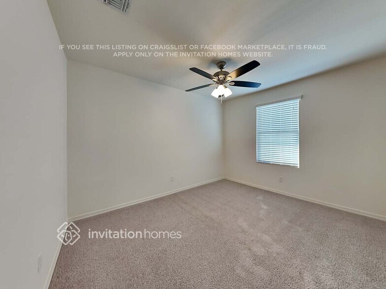 Building Photo - 19143 W Elm St