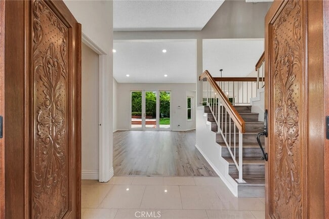 Building Photo - 12160 Crystal Ridge Way